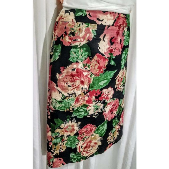 Talbots Dresses & Skirts - Talbots Denim Cotton Black Pink Green Floral Pencil Skirt Lined Knee Stretch 8P